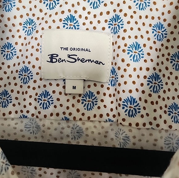 NWOT Ben Sherman long sleeve button down size Medium - Picture 2 of 3